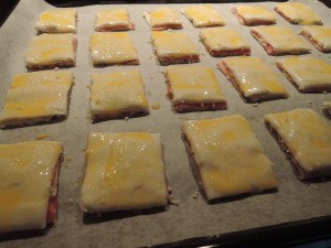 Puff paste pillows preparation