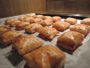 Puff paste pillows preparation